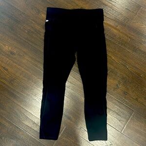 Fabletics- motion365 size L with side pockets and shear sides great condition!